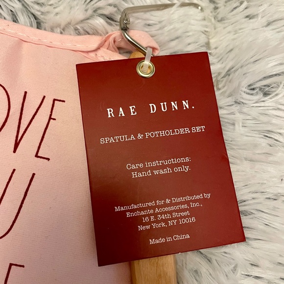 Rae Dunn ❌⭕️❌⭕️ spatula and pot holder set❤️ - Picture 4 of 6